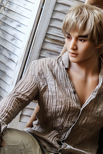 値段 ダッチワイフ 男性型