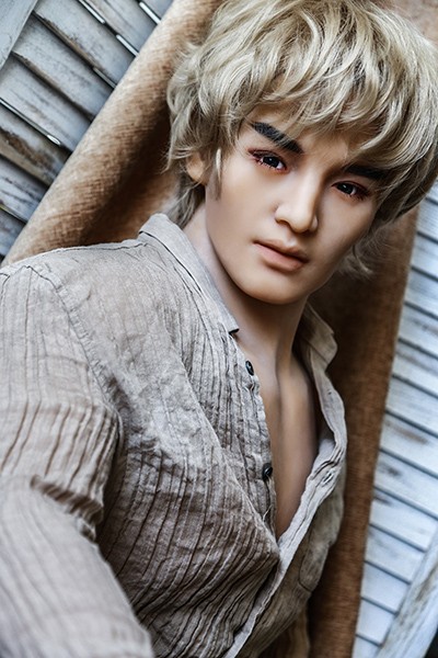 値段 ダッチワイフ 男性型