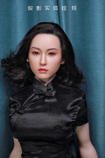 美しい ダッチワイフ