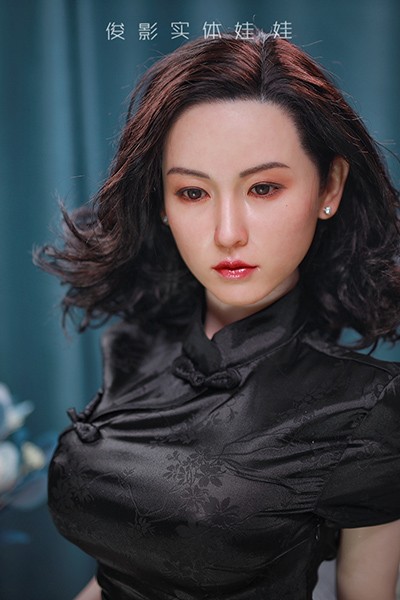 美しい ダッチワイフ