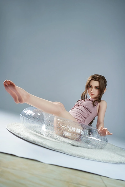 少女 ラブドール