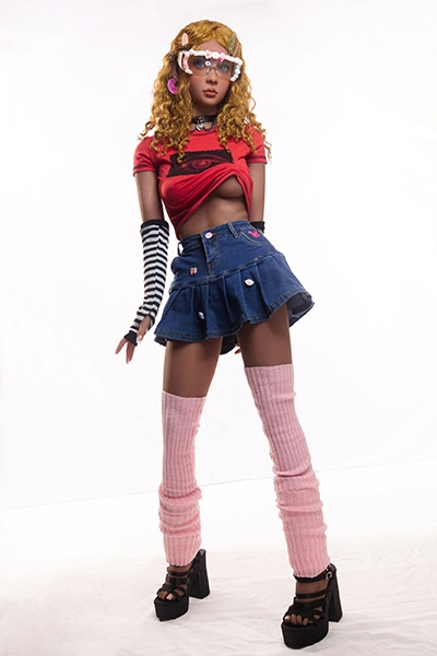 褐色肌 巻き毛 ラブドール