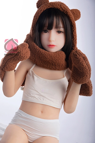 momo doll