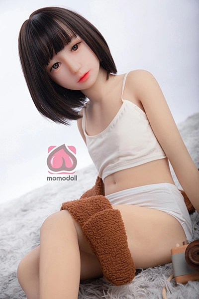 momo doll