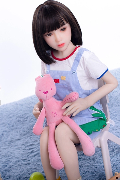 ホワイト肌 可愛い ロリ ダッチワイフ