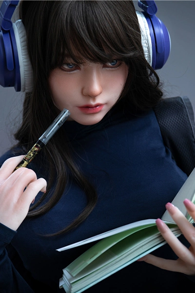 究極 リアルシリコン 人形