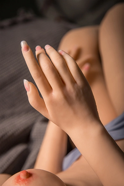 高級シリコンドール