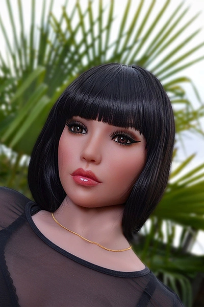  短髪熟女セックスドール