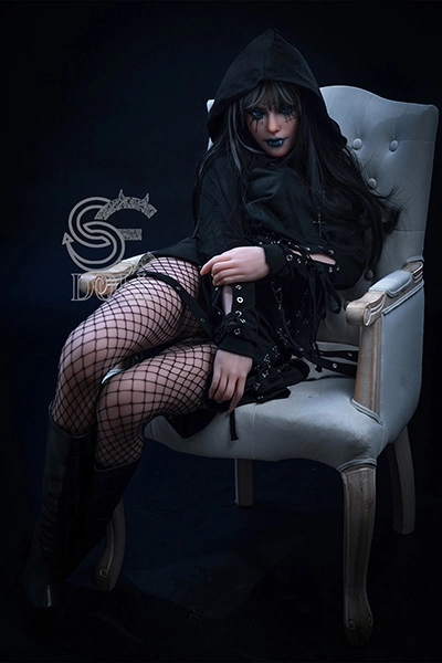  顔メイク等身大セックス人形