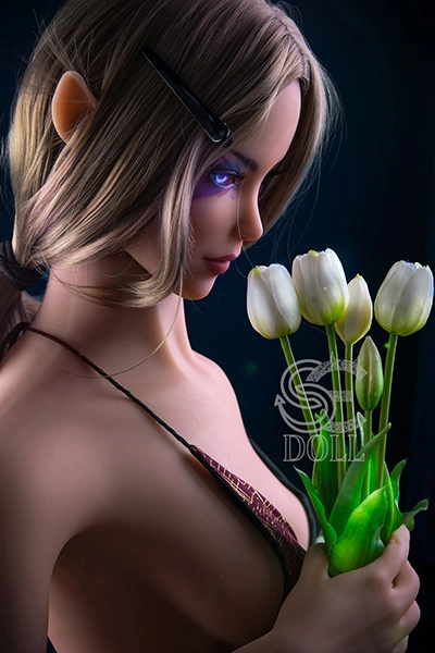 綺麗な美人ダッチワイフ