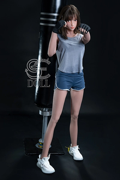 清楚系美女等身大ラブドール