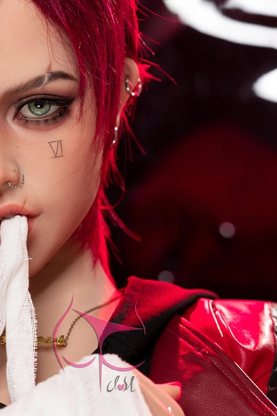 クールなリアル人形