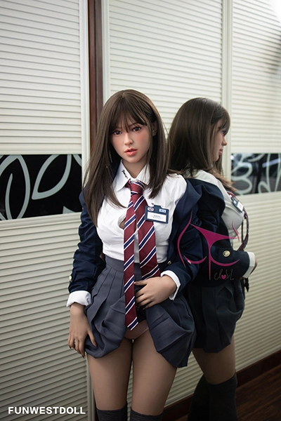 可愛い等身大の人形