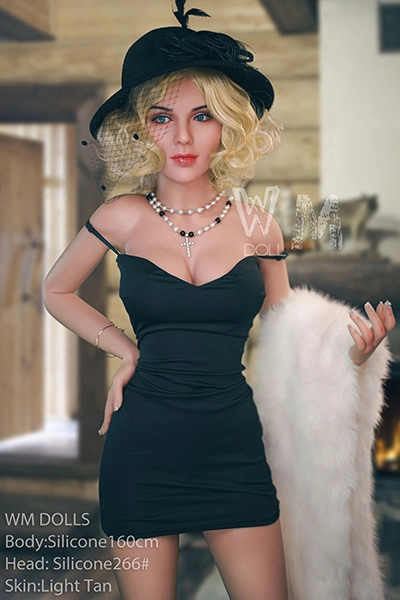 フルシリコン製ドール