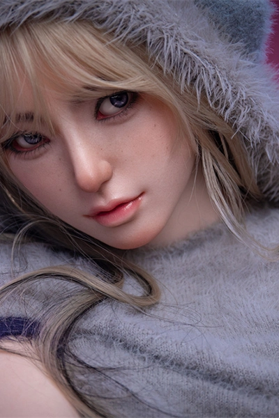  性感外人熟女リアルラブドール