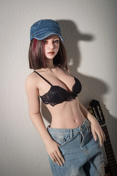  美乳セックスドール