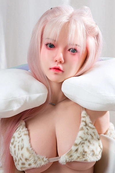 QitaDoll 162cm 幼真は癒し系でピンク色髪美少女、奇跡の清純美少女！！純粋無垢な清純系ダッチドールで童顔系の可愛いお顔、一度あったら魅了しちゃいます。