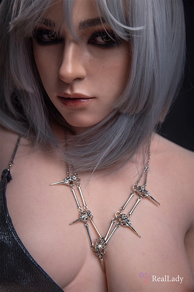 欧米ラブドール