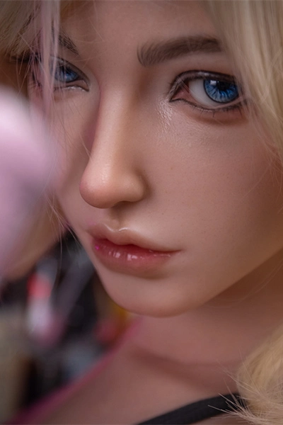 キレイ系リアルドール