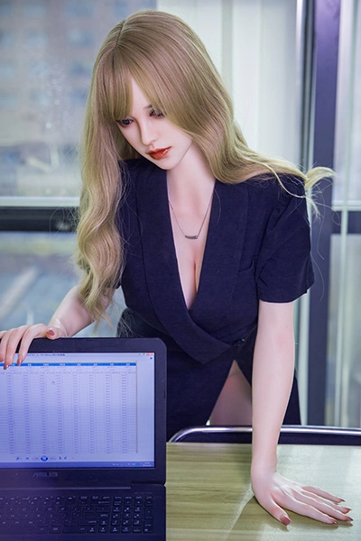 Office Lady164cm セックス人形