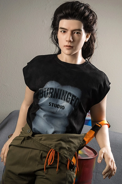 男性型セックスドール