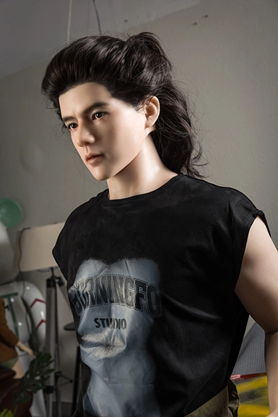 男性型セックスドール