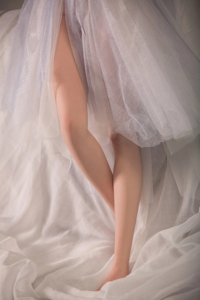  ウェディングドレス清純美少女ダッチワイフ