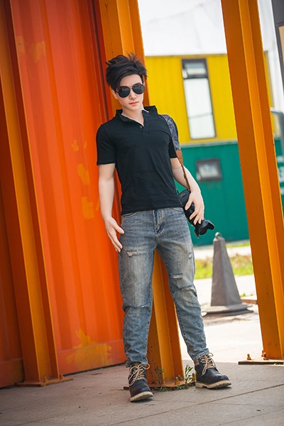 筋肉タイプ男性ラブドール