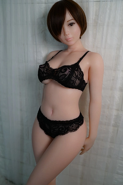 細い小柄リアル人形