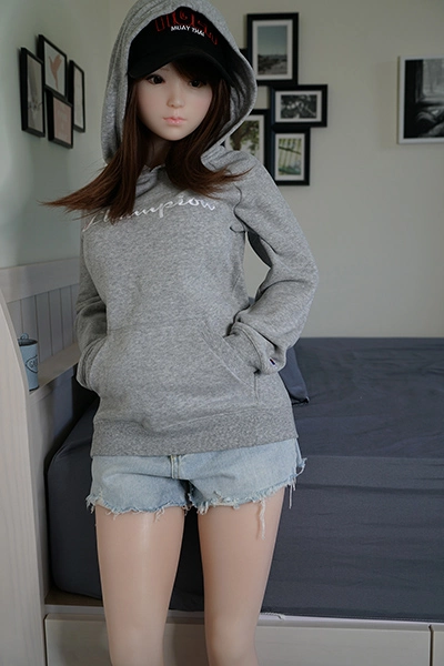  美乳娘シリコンドール