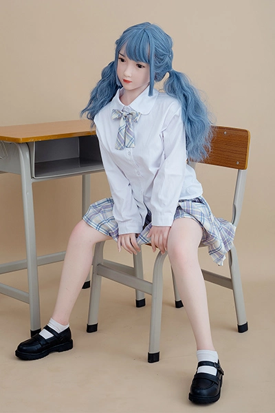  小学生ラブドール