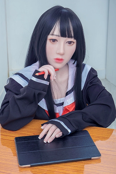 無邪気なセックス人形