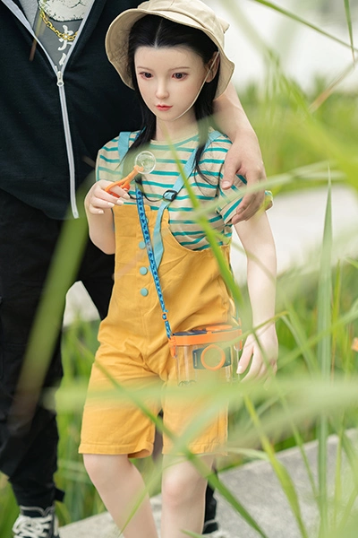清純少女リアルラブドール