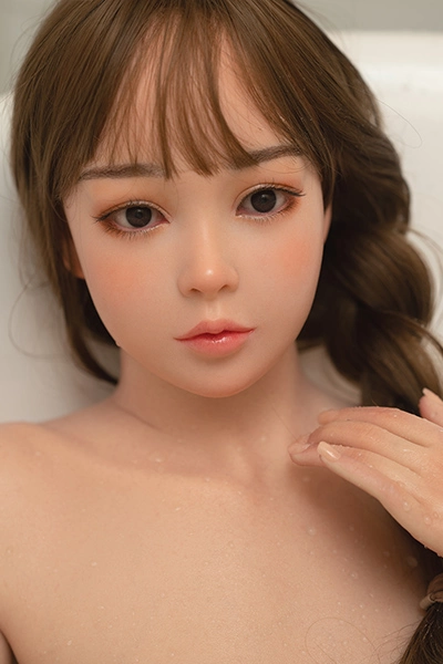 ノーマル肌元気で美しい女の子リアルドール