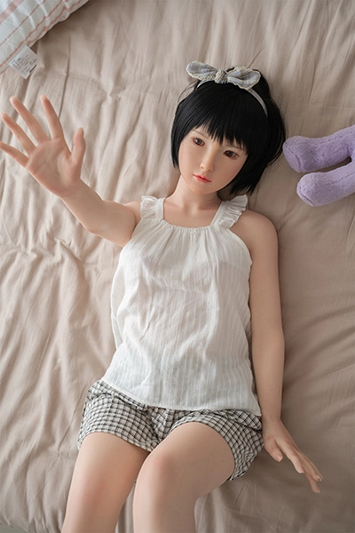 学生ラブドール