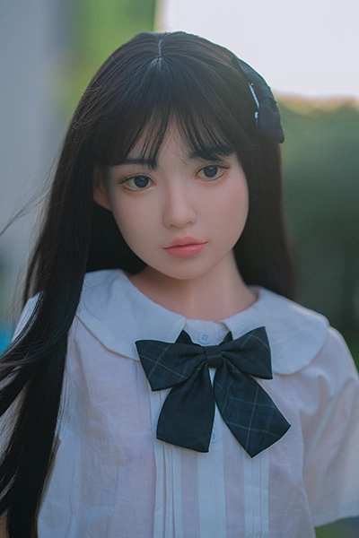 貧乳制服ラブドール