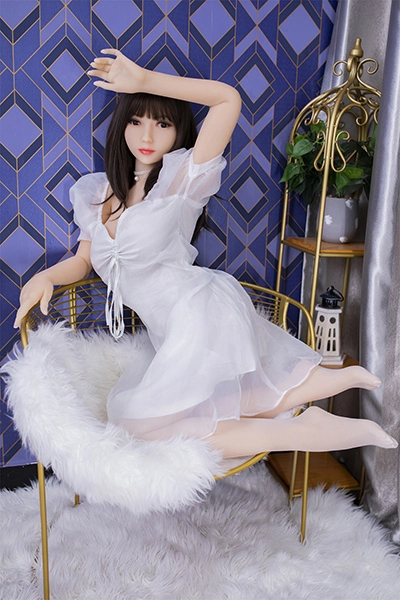  綺麗な女神ダッチワイフ