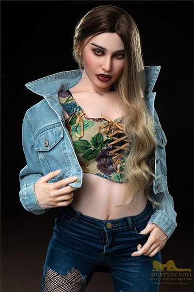 巨乳 リアルラブドール