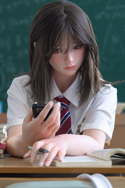 美白肌リアルラブドール