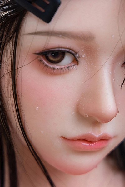 綺麗な美巨乳リアルラブドール