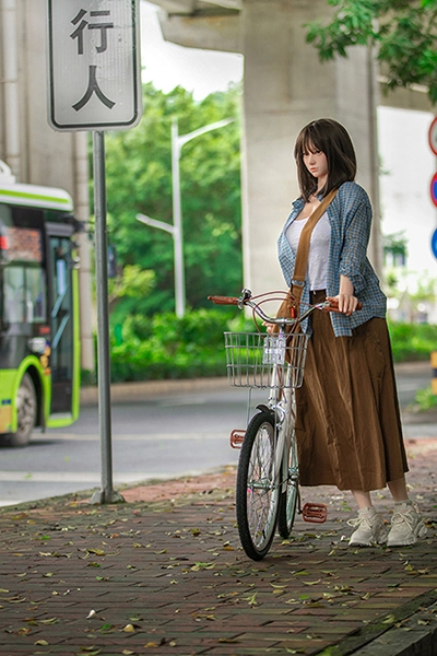 曲線美ダッチワイフ 