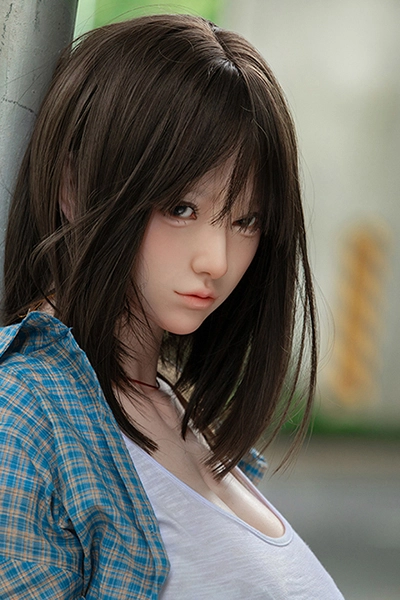  美少女等身大ダッチワイフ