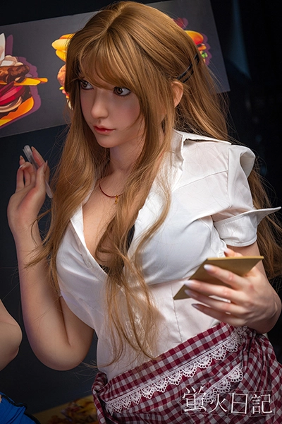 良乳 等身大人形 