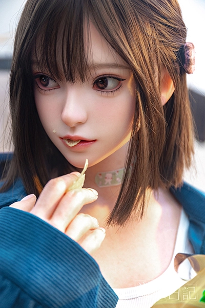 綺麗な娘高品質シリコン製ダッチワイフ