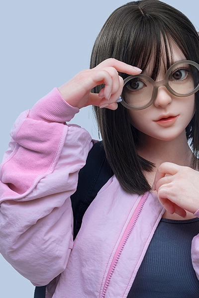 キュートな美少女リアルラブドール 