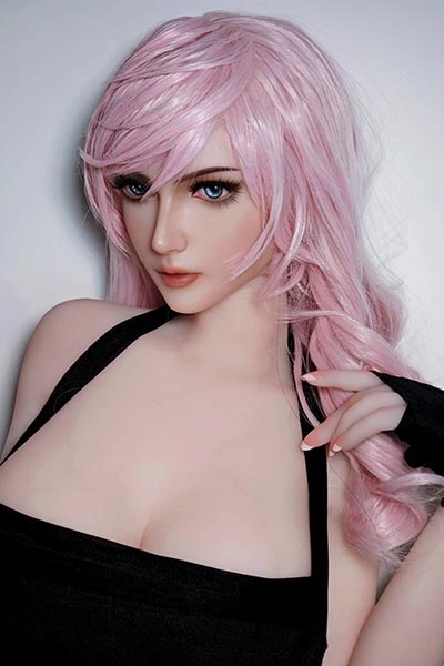 
巨乳 ラブドール 欧米