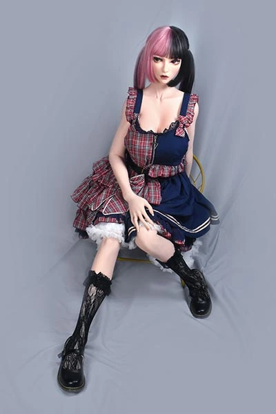 美少女ラブドール