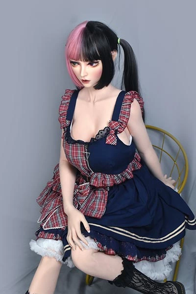 ElsaBabe リアル感魅力的ラブドール
