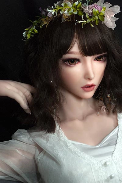 官能的魅力 癒し系 アダルト人形