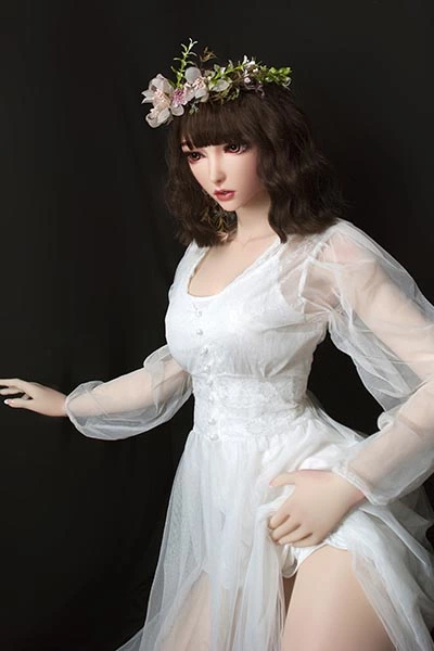 ElsaBabe 花輪の春の娘 リアルラブドール